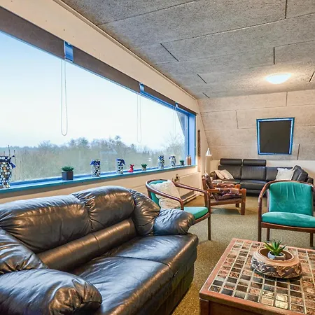 One-bedroom In *